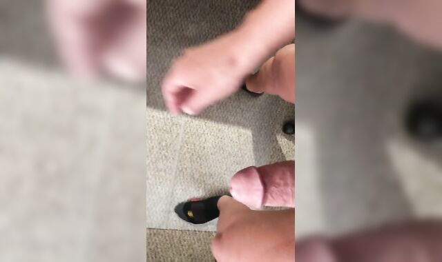 Jock busting a nutsack after workout