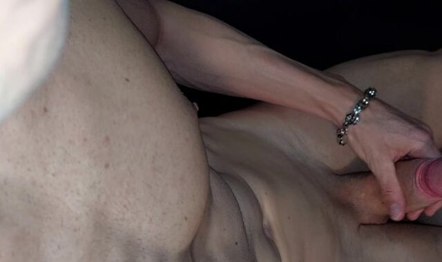 LET'S WANK OFF TOGETHER