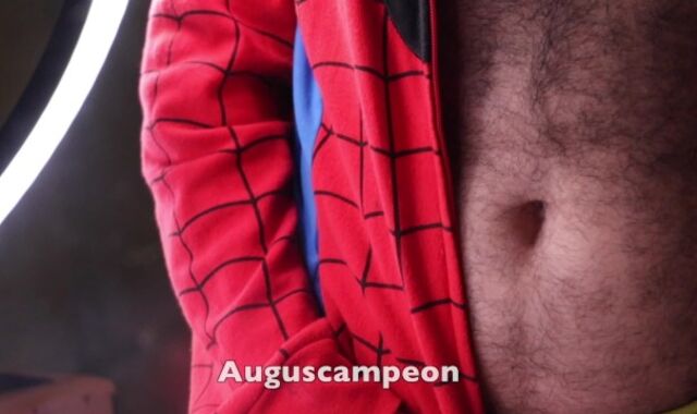 SOLO MIRROR Does dudes drizzle or just fake it ??may be the reaction is in this video/Spiderman is back