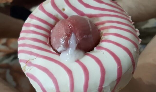 Russian school doll in the dorm pounds a yummy donut with a large boy meat