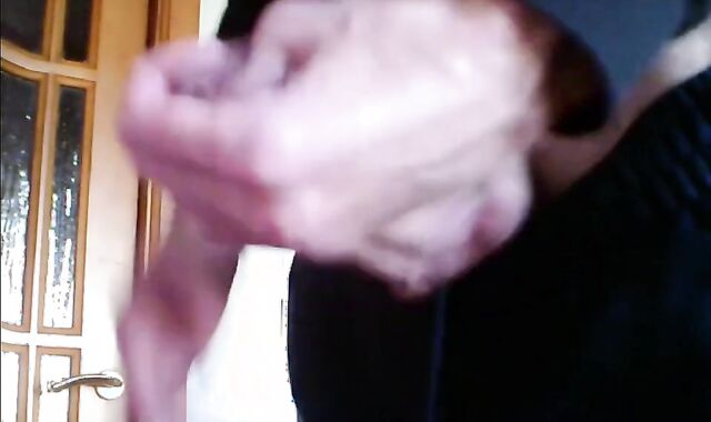 JACKING OFF MY THICK FUCK-STICK AND NUTTING ON THE TABLE