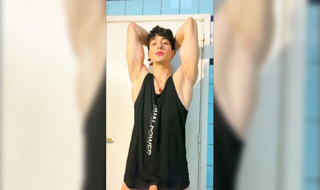 Flexing my armpits and oiling my bod in a pal's douche