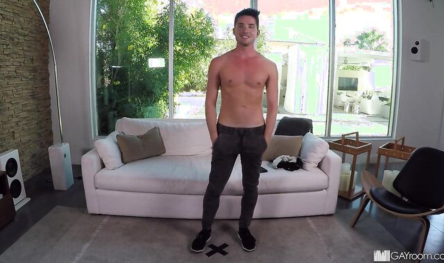 Twunk Gets Nailed Rock-Rock-Stiff In Casting