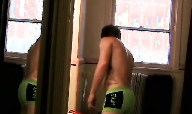 Youthfull stiff ripped jock Kelly Cooper attempts out a few lingerie