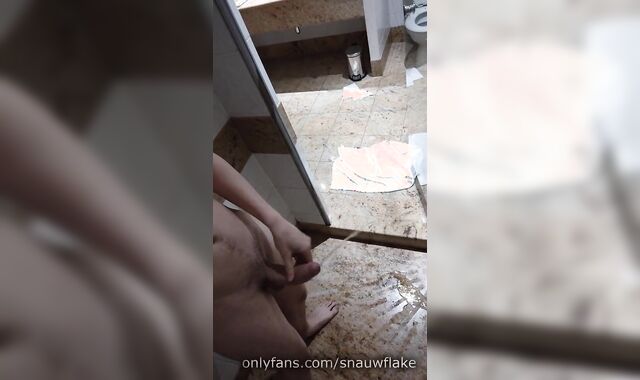 Peeing compilation Vol 1 - Snauwflake displays his enormous uncut rod and urinates everywhere