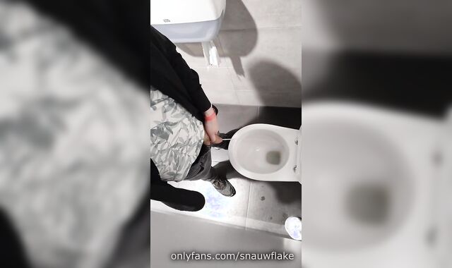 Peeing compilation Vol 1 - Snauwflake displays his enormous uncut rod and urinates everywhere