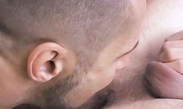 Muscle DILFs Arpad Miklos and Jonny Mack nail after sucky-sucky