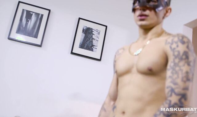 Tattooed Latino Muscle Adored n' Blown - Pascal, San Bass - Maskurbate