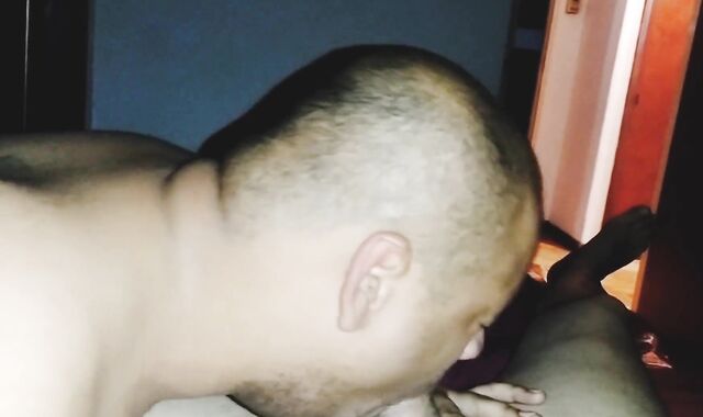 trio CON DOS AMIGOS GAY-FOR-PAY DOTADOS Y CALENTONES. ESCUCHENLOS GEMIR!!!!