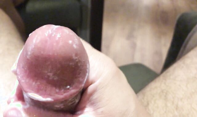 Heavily jizm on myself and continue to fap my immense manhood. Mirror Getting Off.