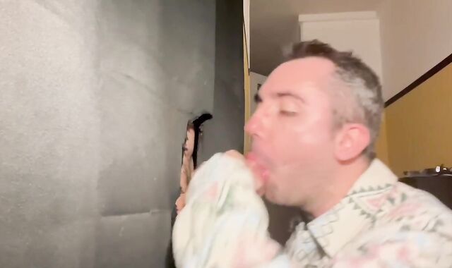 29 y.o. Well cocked youngster came to drizzle his jism