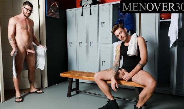 MenOver30 - Grizzly Masturbating Off At The Lockers Gets A Succulent Fellatio Elation - Chad Beat , Kyle Hart