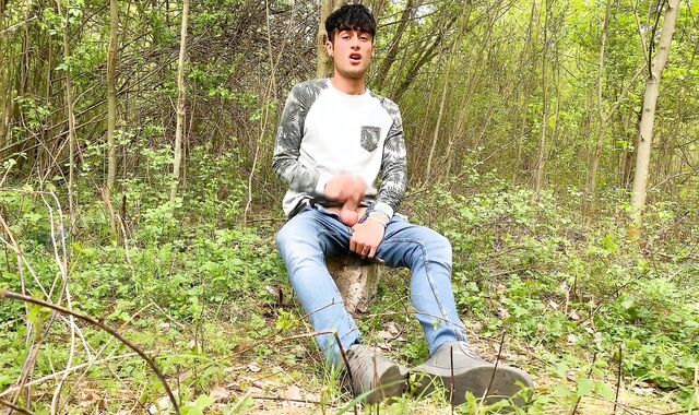 Powerful public wanking with tied sack of babymakers - bouncing teenager sack