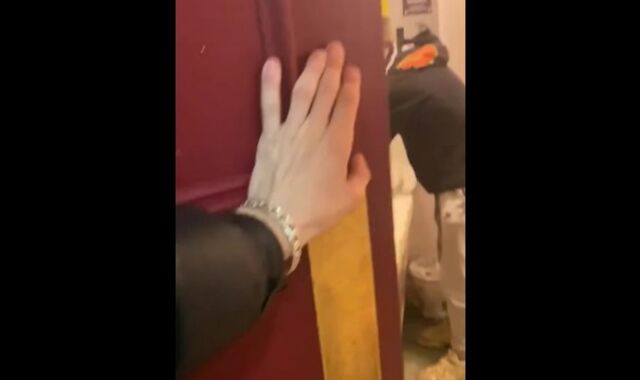 Twink fellatio's weenie & gulps jism in public toilet