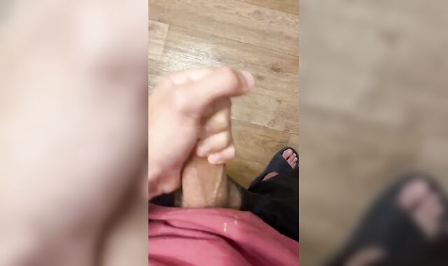 Youthful stallion finishes off with yells