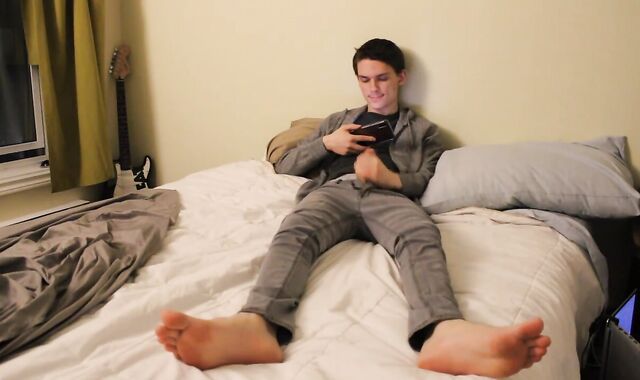 Massaging and Edging Myself Before Boyfriend Gets Home