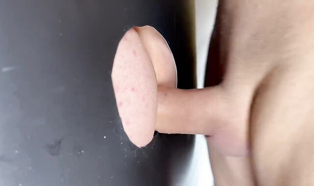 Another gloryhole inner jizz flow