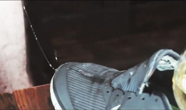 Supah-Mind-Blowing youthful man meat peeing and milking on Nike sneakers