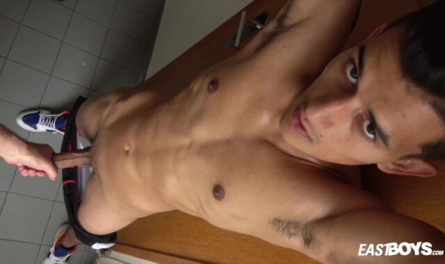 Muscle Worship and Handjob - Gypsy Breno Gomes