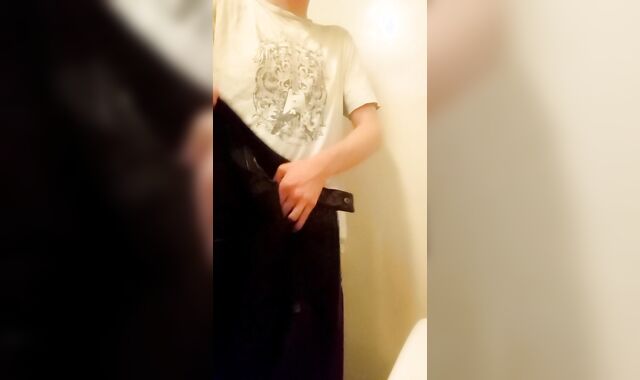 Boinking and Cumming on my Leather Jacket