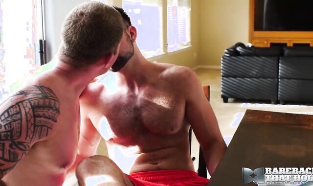 BAREBACKTHATHOLE Mason Lear Seduced And Barebacked Hard-Core