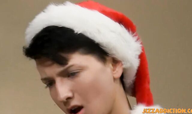 Youngsters Benjamin Riley and Billy London donk banging plow and jizm