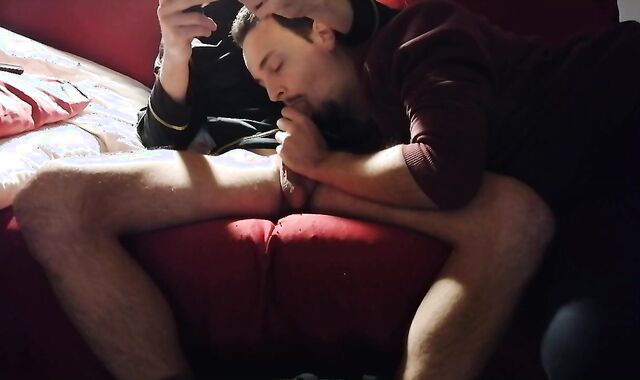 I have joy videogames, my acquaintance plays with my meatpipe. MK8 - I win the race and jizm in his hatch