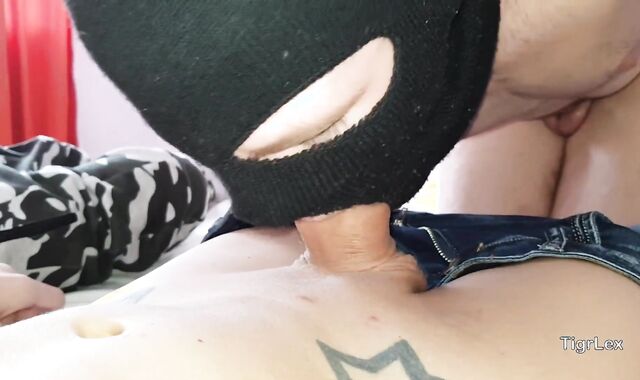 GANG LOVEMAKING WITH MASSIVE MAN-MEAT