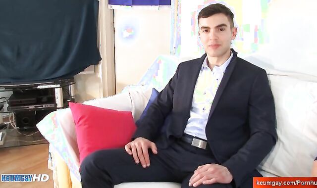 Enormous jizz-shotgun of banker gets jacked in spite of himself: Aleks