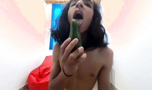 IT GETS ME VERY SUPER-HOT I LICK MY FEET AND THEN PAW THEM WITH MY MANHOOD