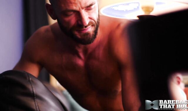 BAREBACKTHATHOLE Parent Dallas Steele Breeds Teddy Jake Morgan