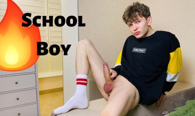 Uber-Cute boy Jerking His Monster Manmeat Before Go to Sofa / Goodnight !!! / Wild