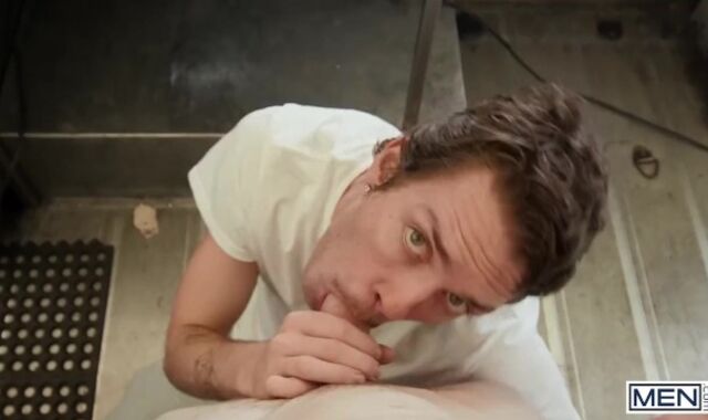 MEN - Finn Harding Bends Bottom Chris Spectacular Over Then Tears Up Him On The Counter Until He Cums