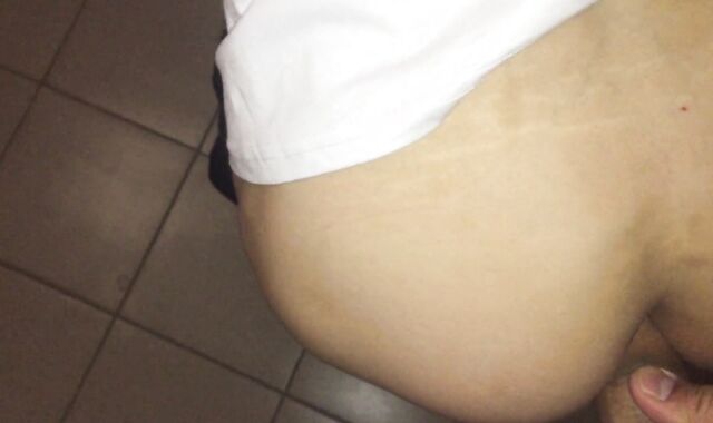 In a public entrance I fuck a sissy femboy supah-superslut