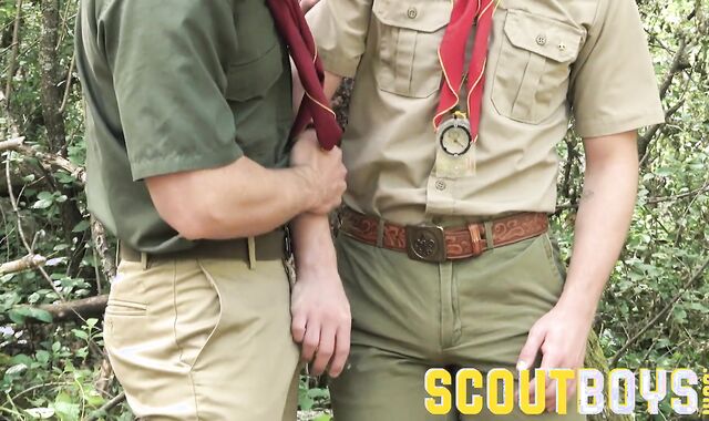 ScoutBoys Mind-Blowing DILF Scoutmaster barebacks twunk in forest