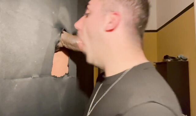 24 yo. Yam-Sized dark-hued boner. 21cm