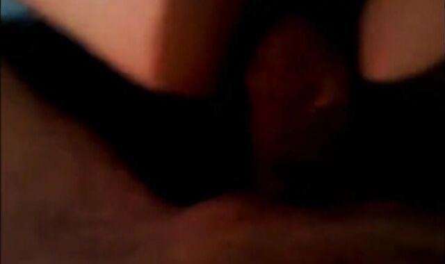 Mein Kumpel fickt Mich Ohne Gummi in meine ArschFotze