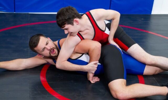 Garrulous Guy Dakota Lovell Dominates Hairy Buddy Eric Fuller During Wrestling Practise - Varsity Take Hold Of