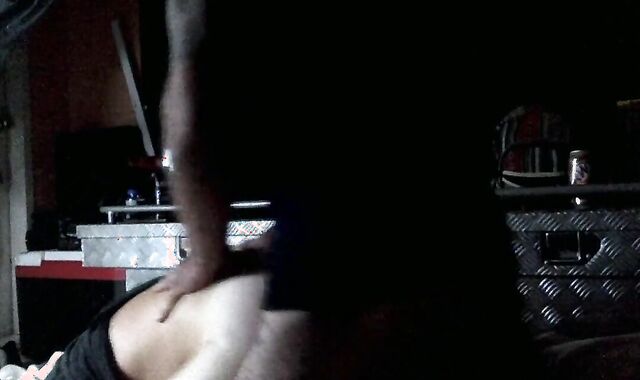 Grindr Fucky-Fucky with Muscle Wolf