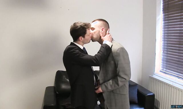 Abnormal Alex Gomez and Scott Davis anal invasion breed and use fucktoys