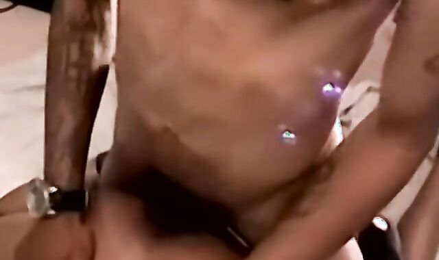 Ebony first-timer barebacks mature fag before jizzing