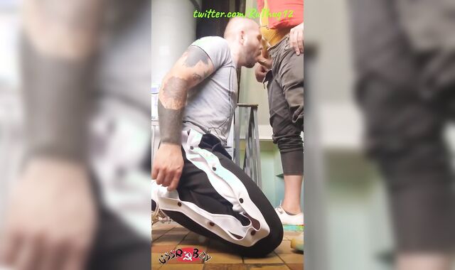 Russian extreme pummel-a-thon in the entrance