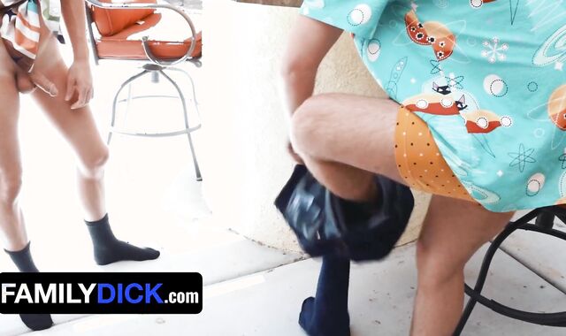 Warm Sonny Myott Hunter Gets His Cock-Squeezing Butt Hole Screwed By Stepdaddy On Thanksgiving - Family Fuck-Stick