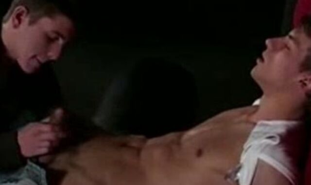 guy duo without a love glove