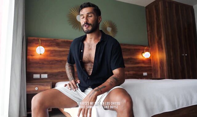 'My girlfriend doesn't know that I'm here' heterosexual guy Jeus receives a handjob from another dude