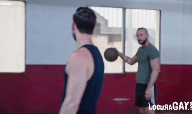 LocuraGay - Trying the fat penis of male basket player