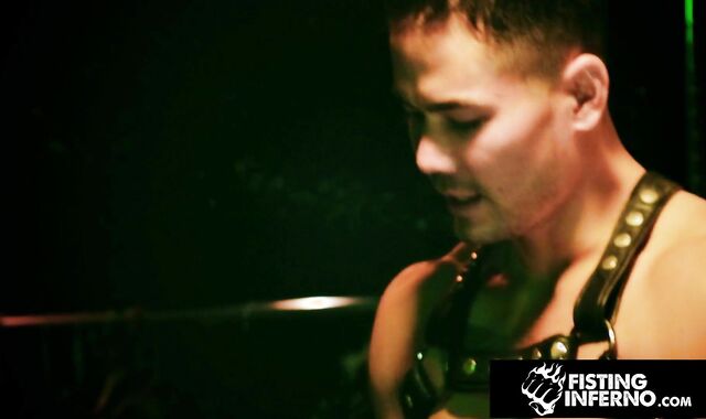 Subordinated Bicurious-Atch Facefucked & Stuffed - Colton Reece, Quin Quire - FistingInferno