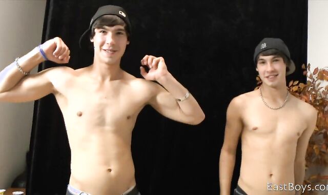 Sensational Highly Very First Casting - Aston Tw*ns