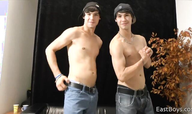 Sensational Highly Very First Casting - Aston Tw*ns