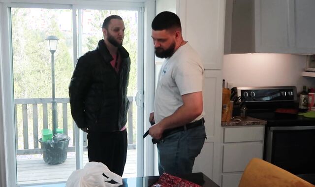 PIZZA Delivery Fellow Gets SCREWED after I give him $120 TIP